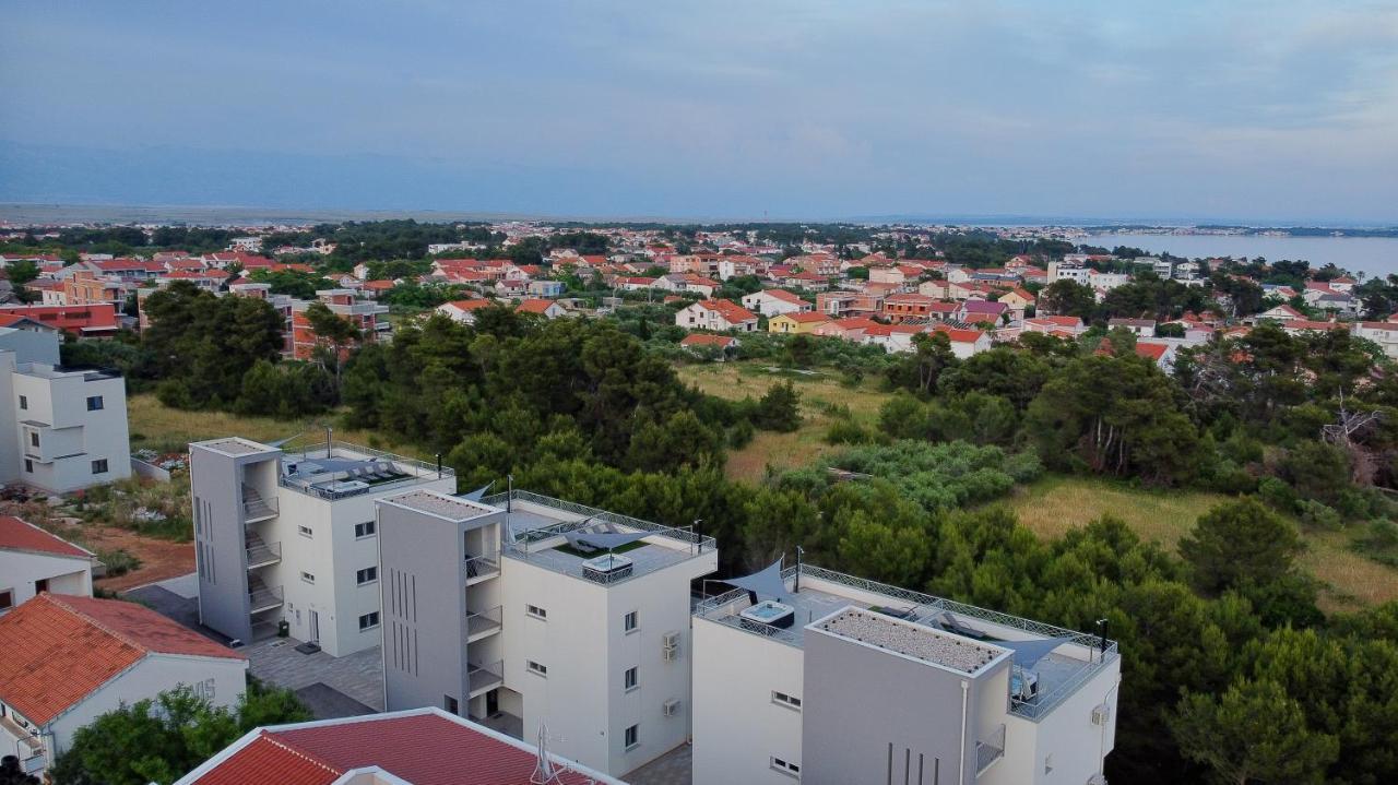 Number One Apartments Vir Dış mekan fotoğraf